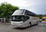 Neoplan Cityliner von H�tzinger Reisen aus der BRD im Juni 2015 in Krems.