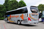 Neoplan Cityliner von SCHARINGER Reisen aus Ober�sterreich in Krems gesehen.