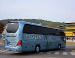 Neoplan Cityliner von H�HN Reisen aus der BRD in Krems.