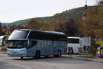 Neoplan Cityliner von H�HN Reisen aus der BRD in Krems.