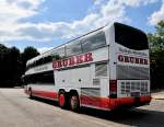 NEOPLAN N-122/3 L Skyliner von den Verkehrsbetrieben GRUBER aus �sterreich am 20.7.2013 in Krems.