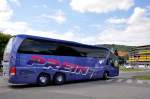 Neoplan Starliner von Prein Komfortreisen aus Bruck an der Mur in der Steiermark/�sterreich im Juni 2015 in Krems.