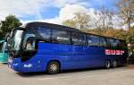 NEOPLAN/MAN(?) TOURLINER von AUER Reisen aus �sterreich am 22.9.2012 in Krems an der Donau.