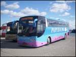Scania OmniExpress von Papuga aus D�nemark im Stadthafen Sassnitz.