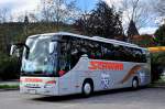SETRA S415 GT-HD von SCHWAB Reisen aus �sterreich am 28.9.2012 in Krems an der Donau unterwegs.