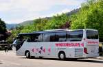 Setra 415 GT-HD von Winzenh�ler Reisen aus Deutschland am 19.Mai 2014 in Krems gesehen.