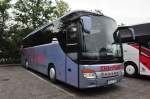 Setra 415 GT-HD von D�rfelt Reisen aus der BRD im Mai 2015 in Krems gesehen.