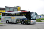 Setra 415 GT-HD von Waldviertel Reisen/Nieder�sterreich in Krems gesehen.