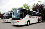 Setra 415 GT-HD von Genser Reisen aus �sterreich in Krems gesehen.