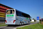 Setra 415 HDH von BUSAM Reisen aus �sterreich in Krems unterwegs.