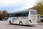 Setra 411 HD von Schwarz Reisen aus �sterreich in Krems.