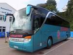 Setra 415 HD von Schumacher aus Deutschland im Stadthafen Sassnitz.