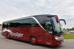 Setra 415 HD von Alpenj�ger Reisen aus AT 2018 in Krems.
