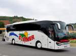 Setra 515 HD von Steiner Reisen aus �sterreich in Krems gesehen.