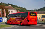 Setra 515 HD von Z�gel Reisen aus der BRD in Krems gesehen.