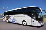Setra 515 HD von Zw�lfer Reisen aus �sterreich 06/2017 in Krems.
