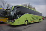 Setra 517 HD von DIRR Reisen aus der BRD 09/2017 in Krems gesehen.