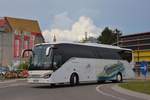 Setra 516 HD von Arzt Reisen aus der BRD 2018 in Krems.