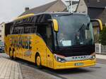 Setra 516 HD von Schlaube aus Deutschland in Sassnitz.