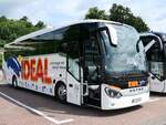 Setra 515 HD von Ideal Reisen aus Deutschland im Stadthafen Sassnitz.