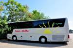 VAN HOOL T911 ALICRON von SKLONA Reisen / �sterreich am 23.6.2013 in Krems gesehen.