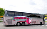 Van Hool T917 Astron von Neubauer Reisen aus �sterreich in Krems gesehen.