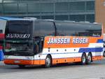Van Hool TX18 von Janssen Reisen aus Deutschland im Stadthafen Sassnitz 