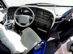 Fahrerplatz im im Volvo 9700 von Zw�lfer Reisen aus Melk/Wachau/Nieder�sterreich in Krems gesehen.