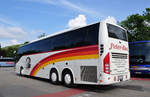 Volvo 9700 von Peter Bus Reisen aus �sterreich in Krems gesehen.