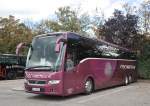 VOLVO 9900 Prestige vom Autobusbetrieb FISCHWENGER aus �sterreich im September 2013 in Krems.