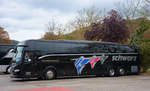 Volvo 9900 von Schwarz Reisen aus �sterreich in Krems.