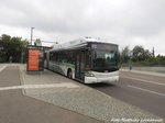 Hybridbus der Leipziger Verkehrsbetriebe an der Haltestelle S-Bhf Slevogtstra�e am 12.8.16