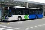 Linienbus von  EMT  unterwegs am Airport im Mallorca, Juni 2016