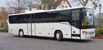 Setra S 415 UL hat Sch�ler zum Schwimmunterricht ans Hallenbad gebracht, H�nfeld im November 2019