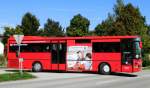 Wie mehrere Busse seiner Flotte hat Hinmüller Reisen aus Oberflossing bei Polling diesen Setra S 315 UL im Design der RVO / DB Oberbayernbus gestaltet und mit einer Werbefolie der Jugendfeuerwehr