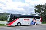 Der neue SETRA 515 HD von BLAGUSS aus Wien mit neuem Design,gesehen in der Wachau/Nieder�sterreich,26.5.2013.Gru� an den freundlichen Fahrer.